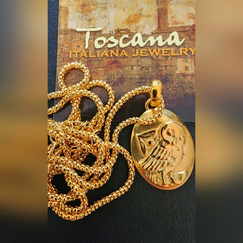 Toscana wisdom 18k embraced necklace